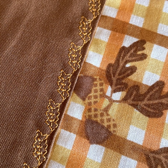 HandMade Table Runner - Picture 4 of 4